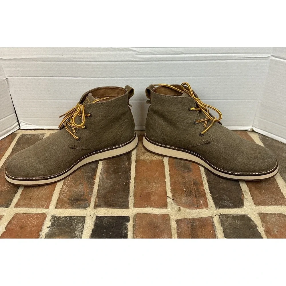 Kodiak Brown Waxed Canvas Chukka Boots Lace Up Ankle Water Resistant Men's 9.5